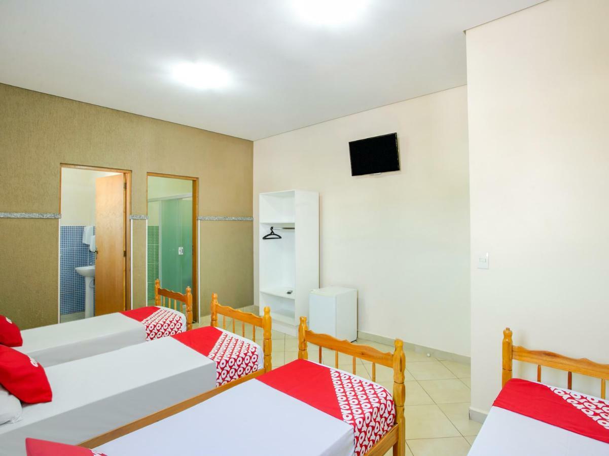 Oyo Hotel Dayse Santana de Parnaíba Extérieur photo