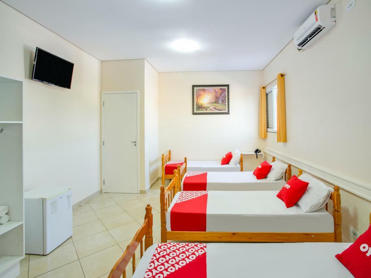 Oyo Hotel Dayse Santana de Parnaíba Extérieur photo