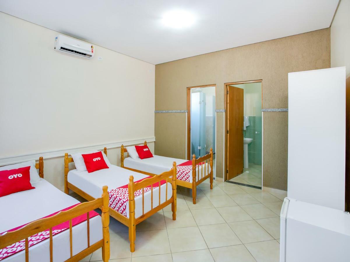 Oyo Hotel Dayse Santana de Parnaíba Extérieur photo